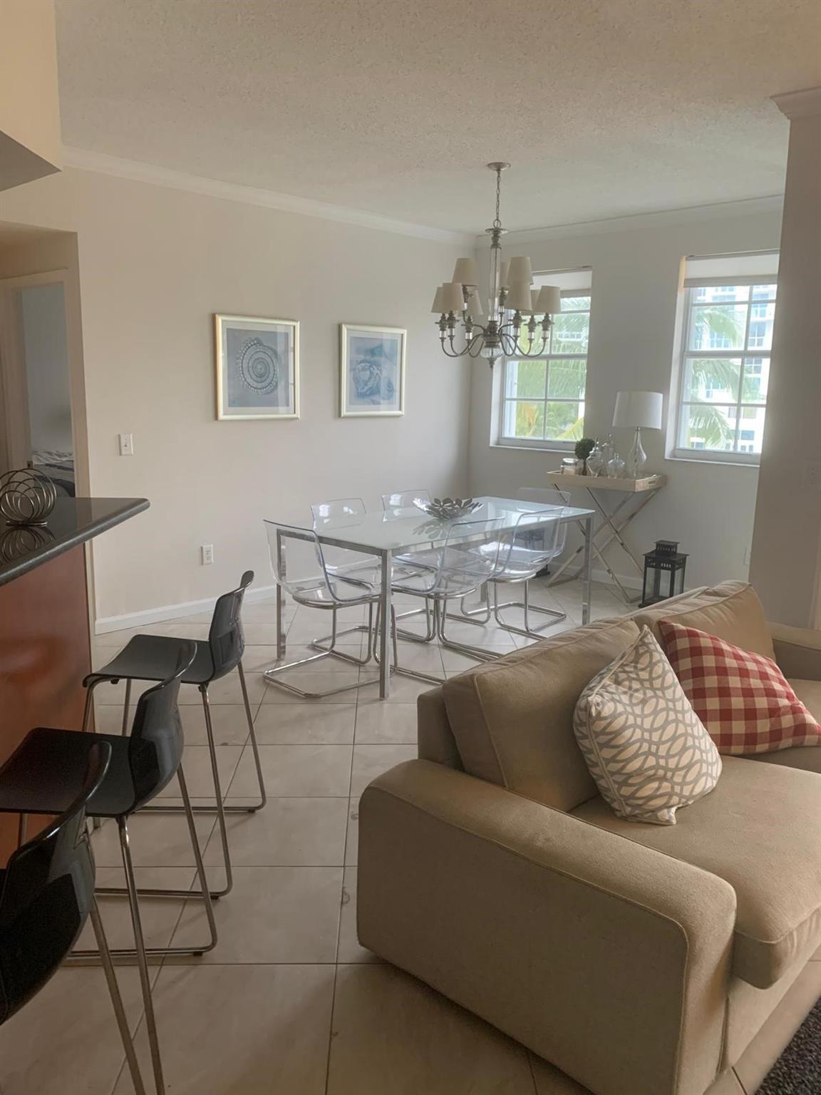 3215 NE 184th St #14403