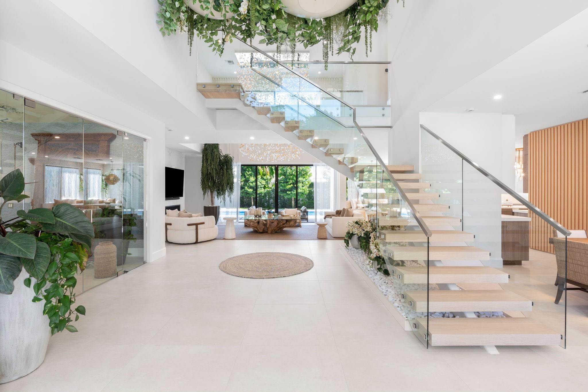 1400 Middle Riv Dr Fort Lauderdale, FL 33304