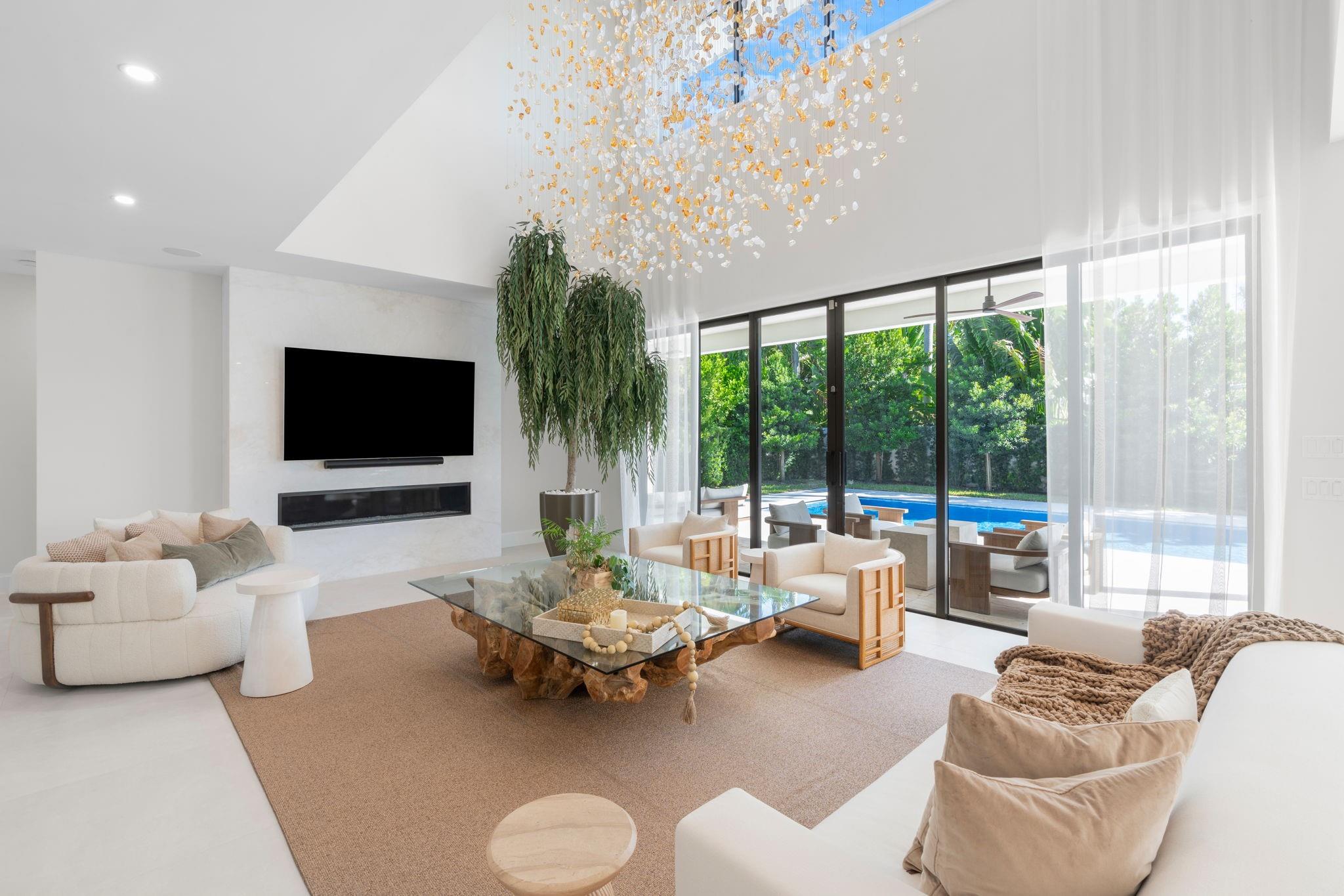 1400 Middle Riv Dr Fort Lauderdale, FL 33304