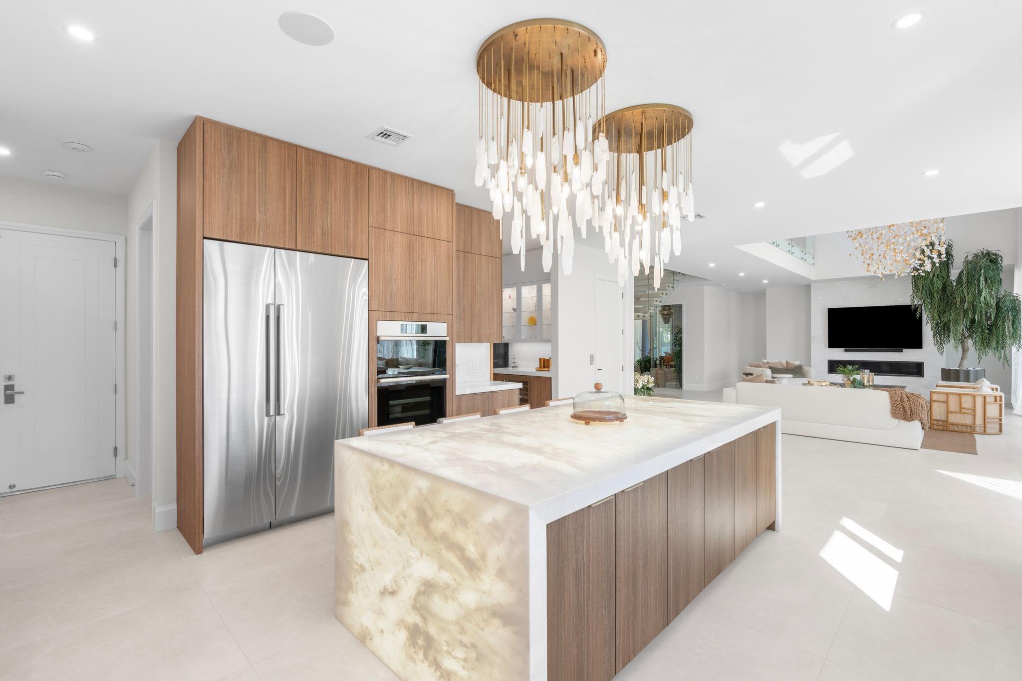 1400 Middle Riv Dr Fort Lauderdale, FL 33304