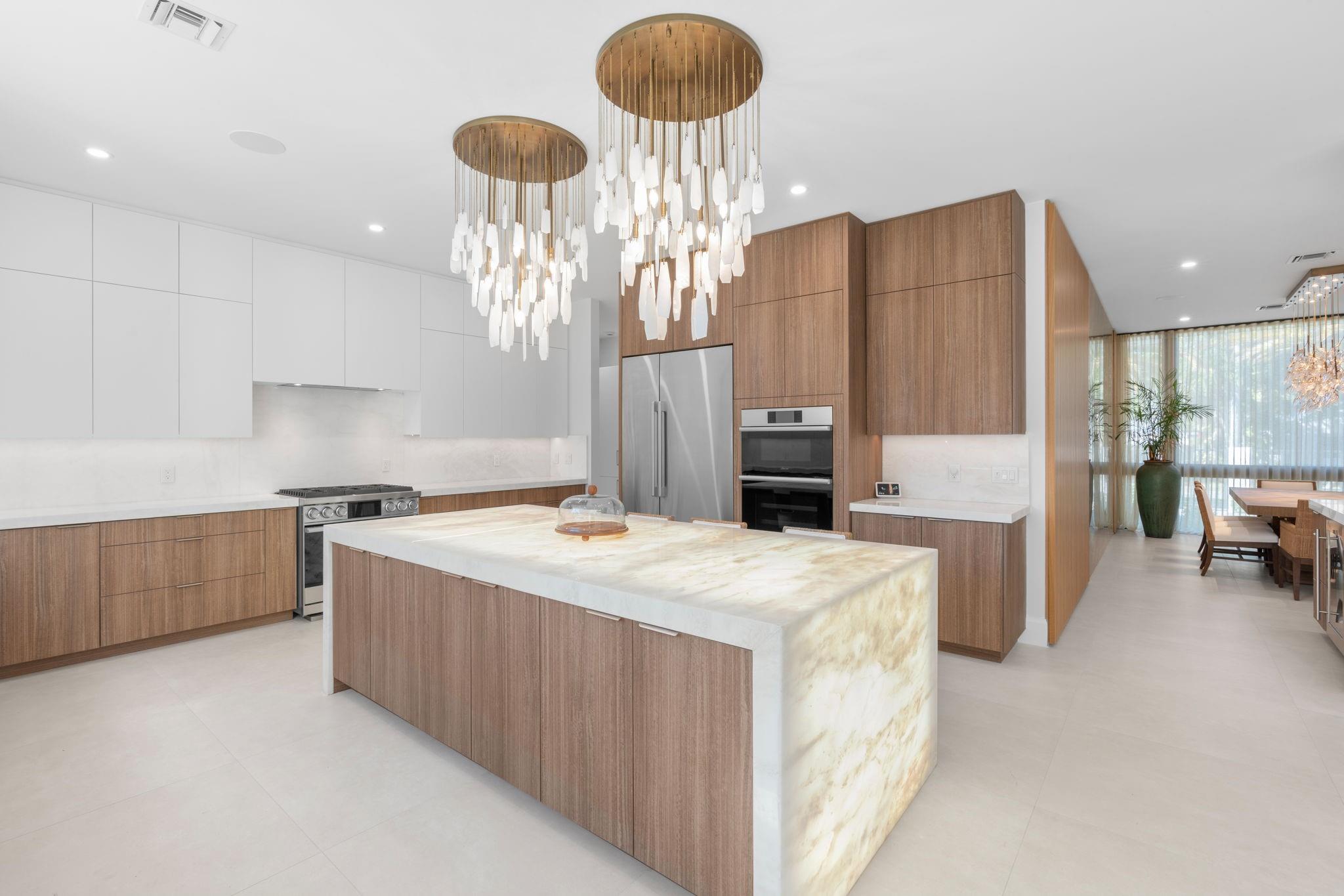 1400 Middle Riv Dr Fort Lauderdale, FL 33304