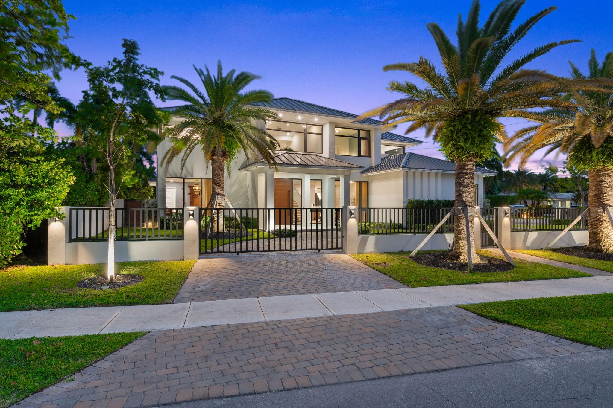 1400 Middle Riv Dr Fort Lauderdale, FL 33304