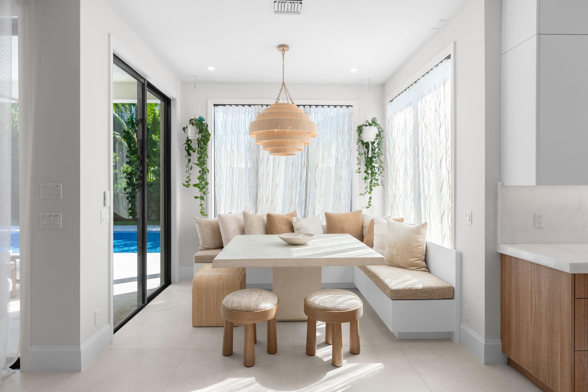 1400 Middle Riv Dr Fort Lauderdale, FL 33304