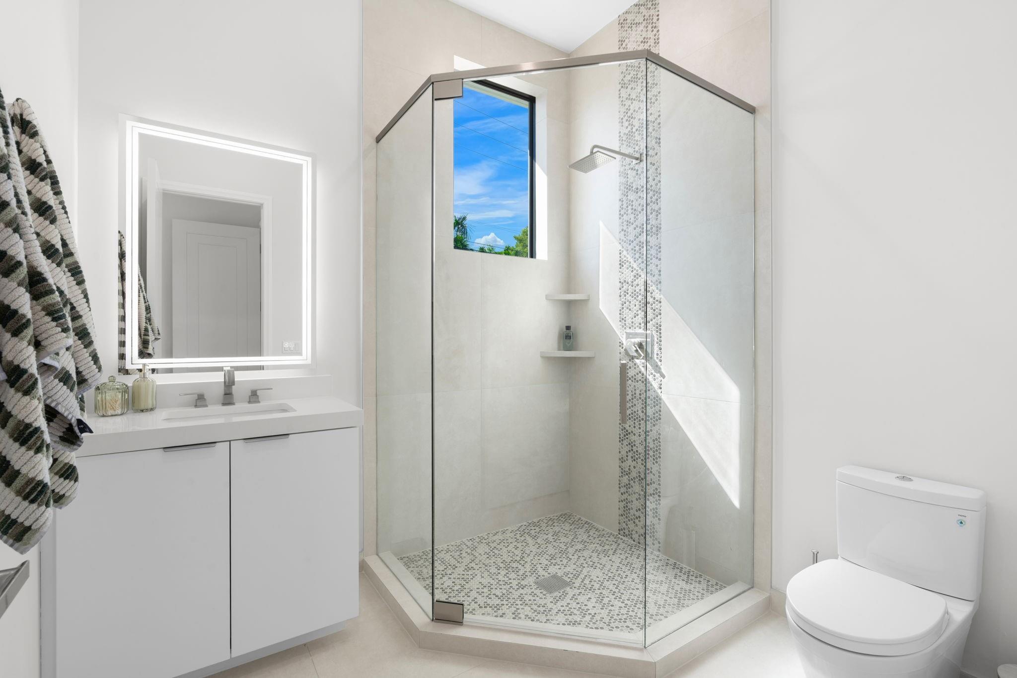 1400 Middle Riv Dr Fort Lauderdale, FL 33304