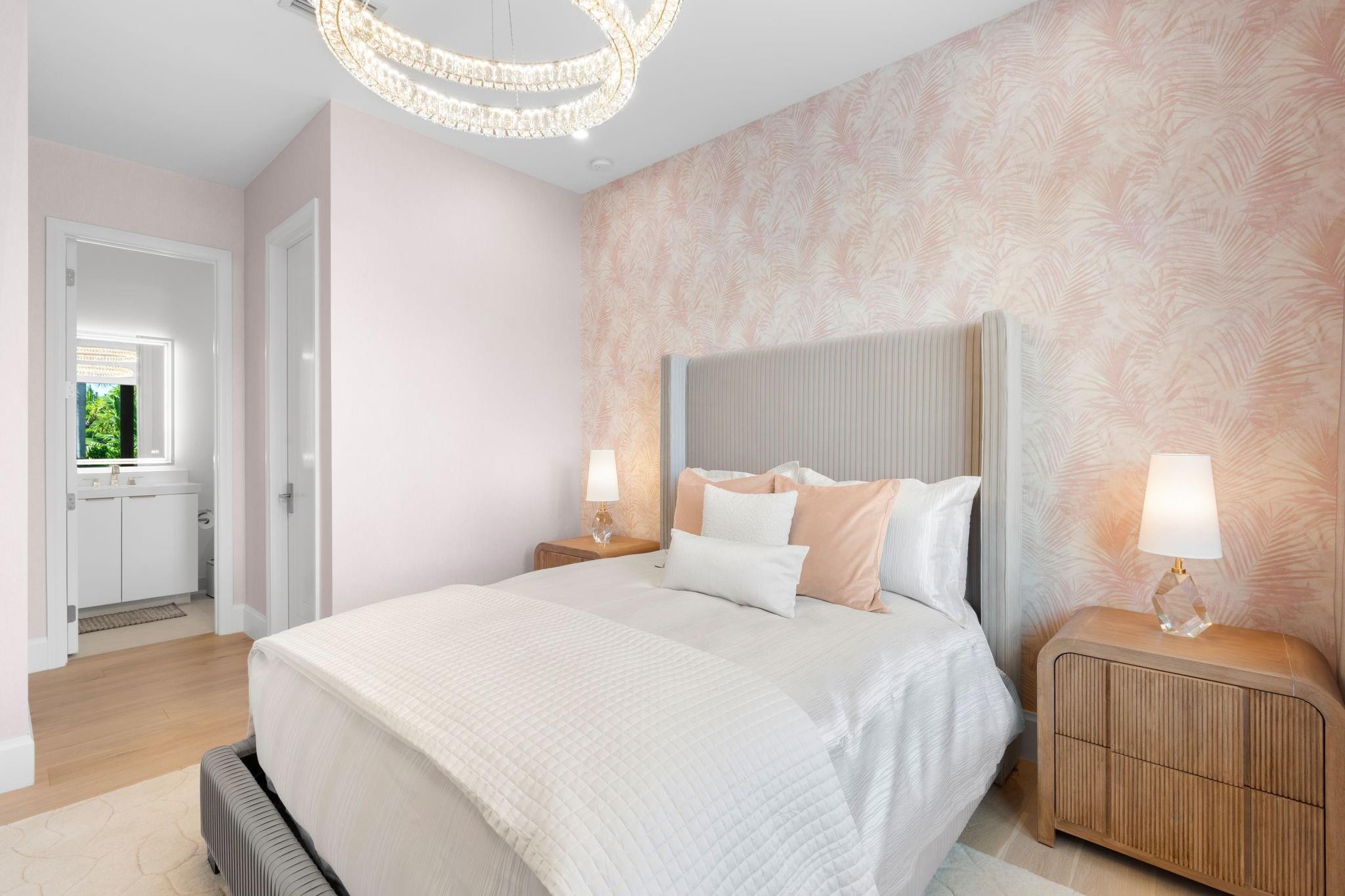 1400 Middle Riv Dr Fort Lauderdale, FL 33304