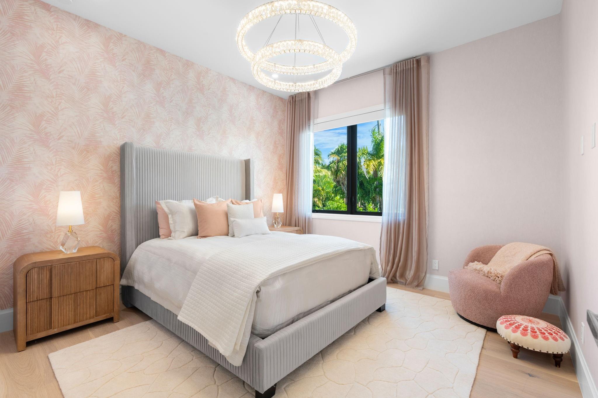 1400 Middle Riv Dr Fort Lauderdale, FL 33304