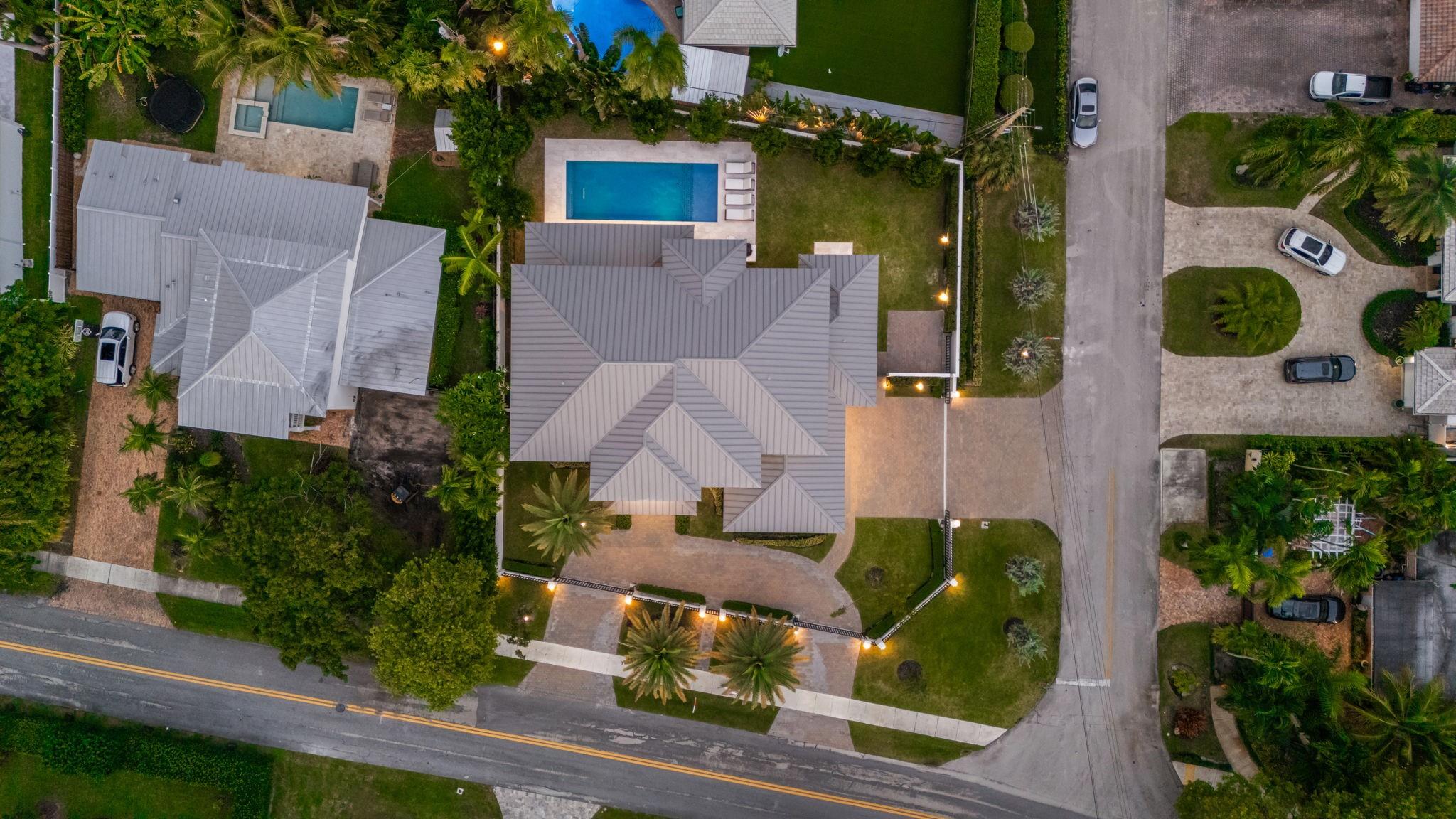 1400 Middle Riv Dr Fort Lauderdale, FL 33304