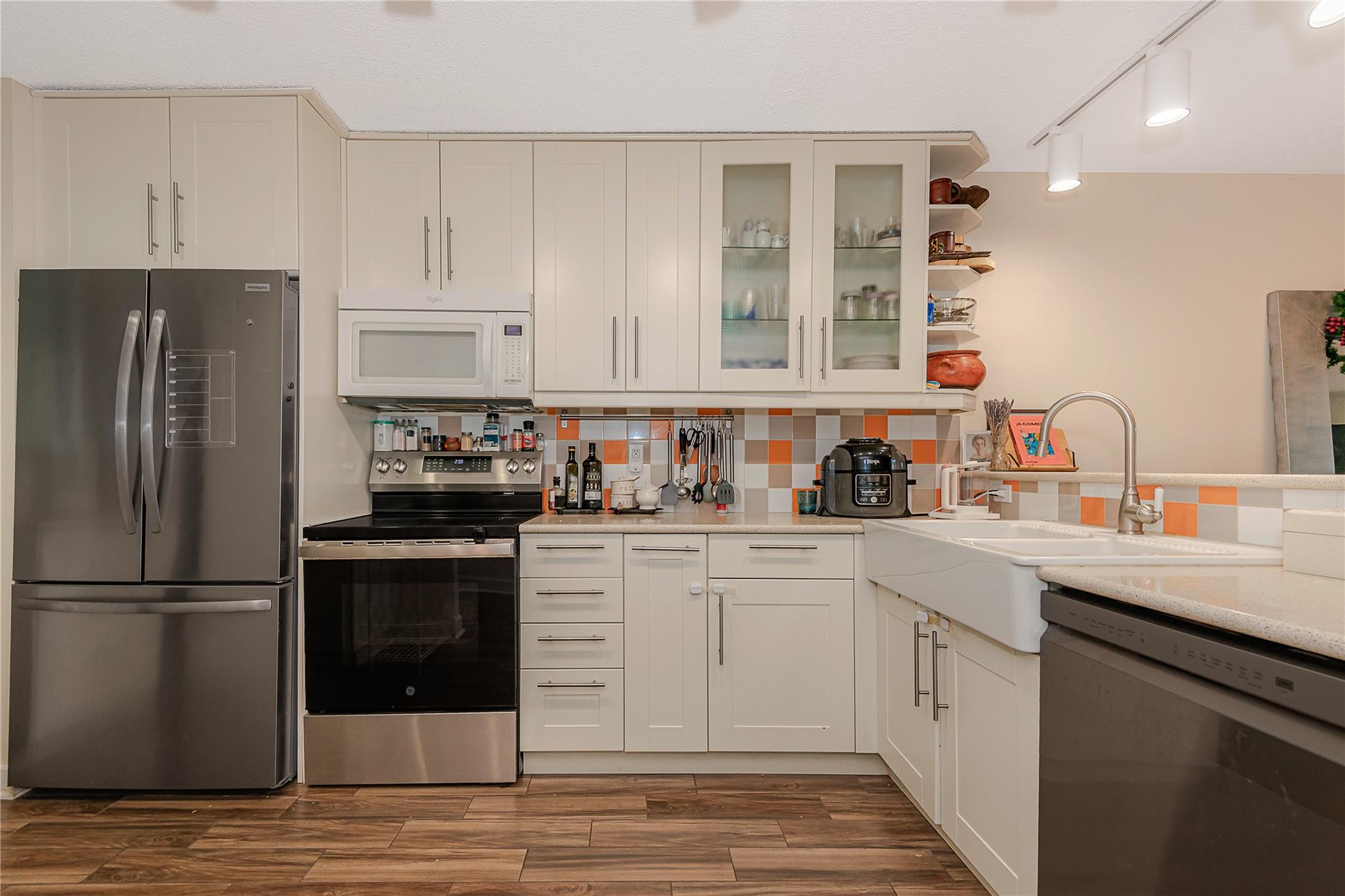 5300 NE 24th Ter #512