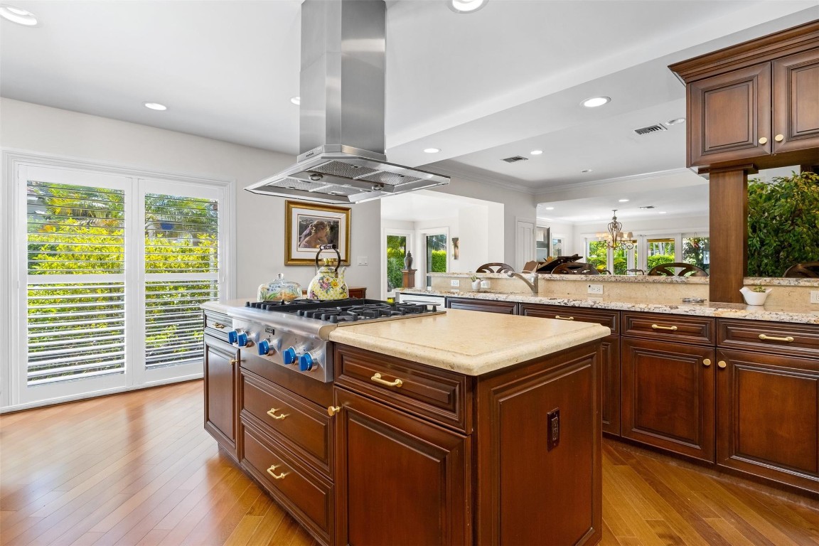 359 Poinciana Dr Fort Lauderdale, FL 33301