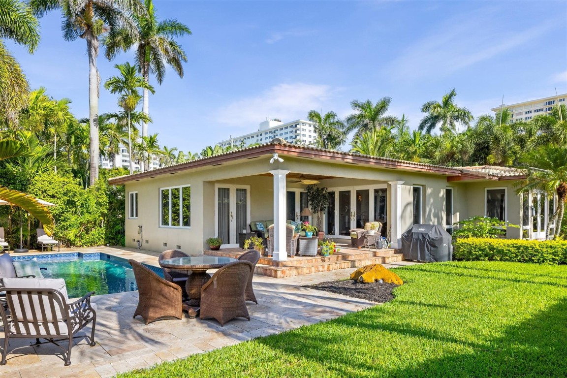 359 Poinciana Dr Fort Lauderdale, FL 33301