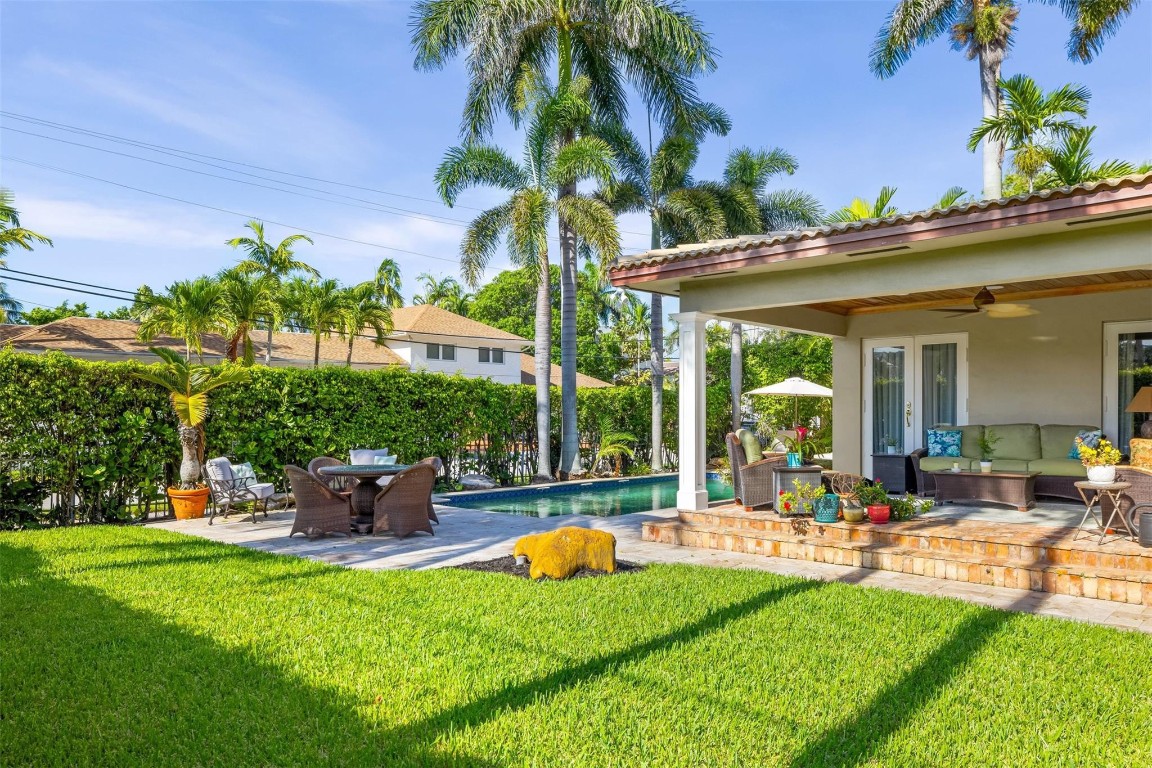 359 Poinciana Dr Fort Lauderdale, FL 33301