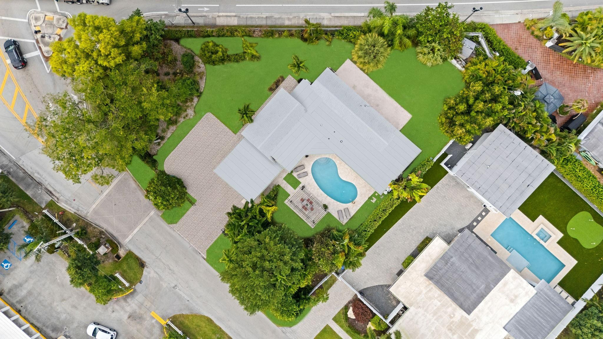 2711 Mayan Fort Lauderdale, FL 33316