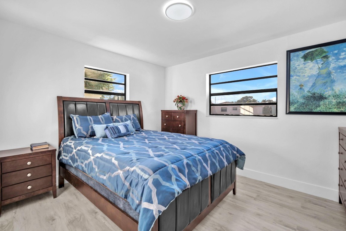 2210 NW 50th Lauderhill, FL 33313