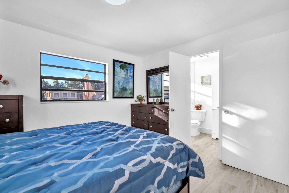 2210 NW 50th Lauderhill, FL 33313