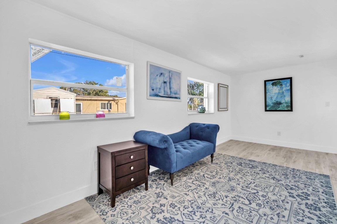 2210 NW 50th Lauderhill, FL 33313