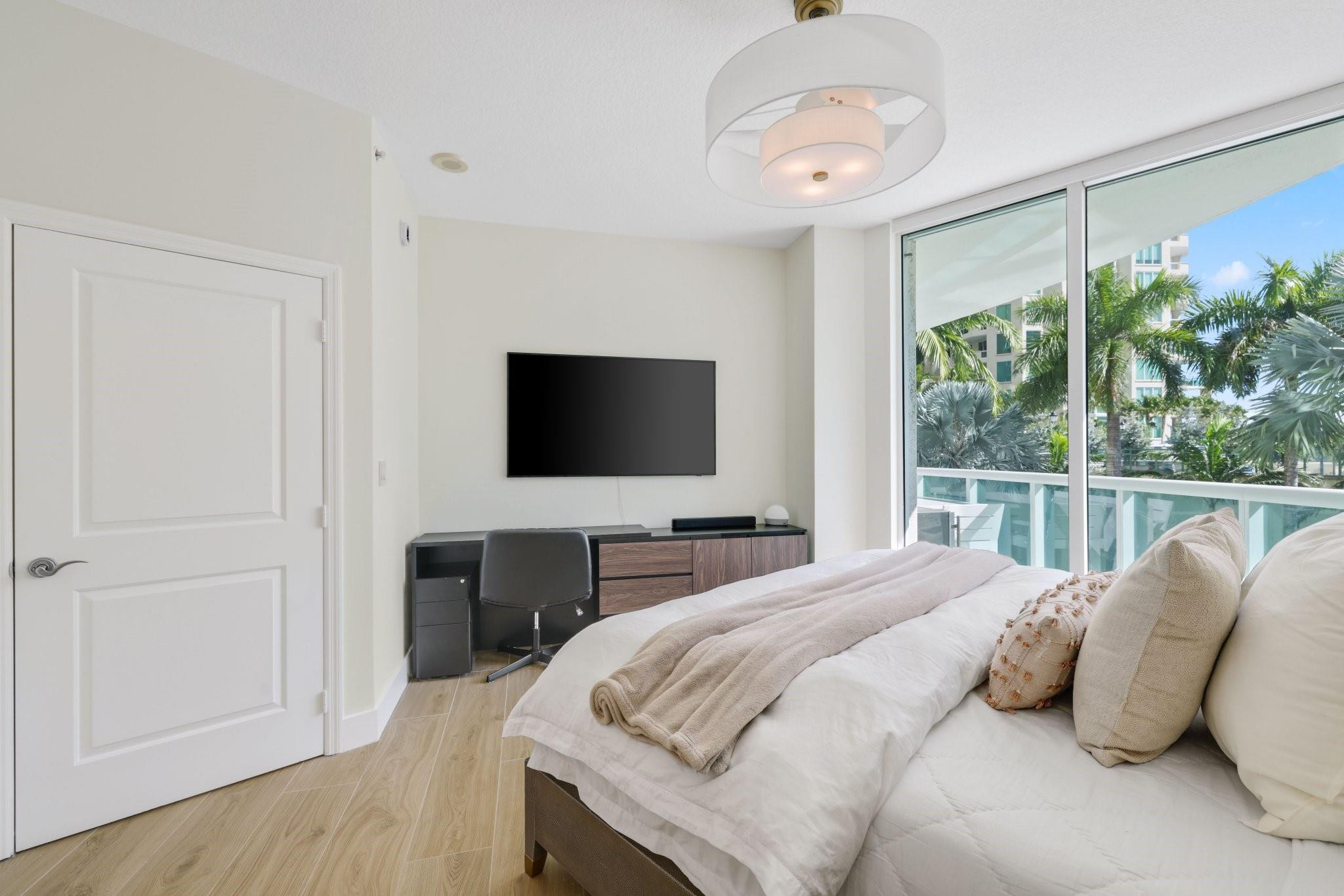 347 N New Riv #301 Fort Lauderdale, FL 33301