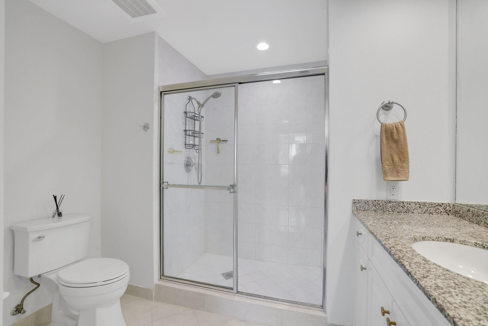 347 N New Riv #301 Fort Lauderdale, FL 33301