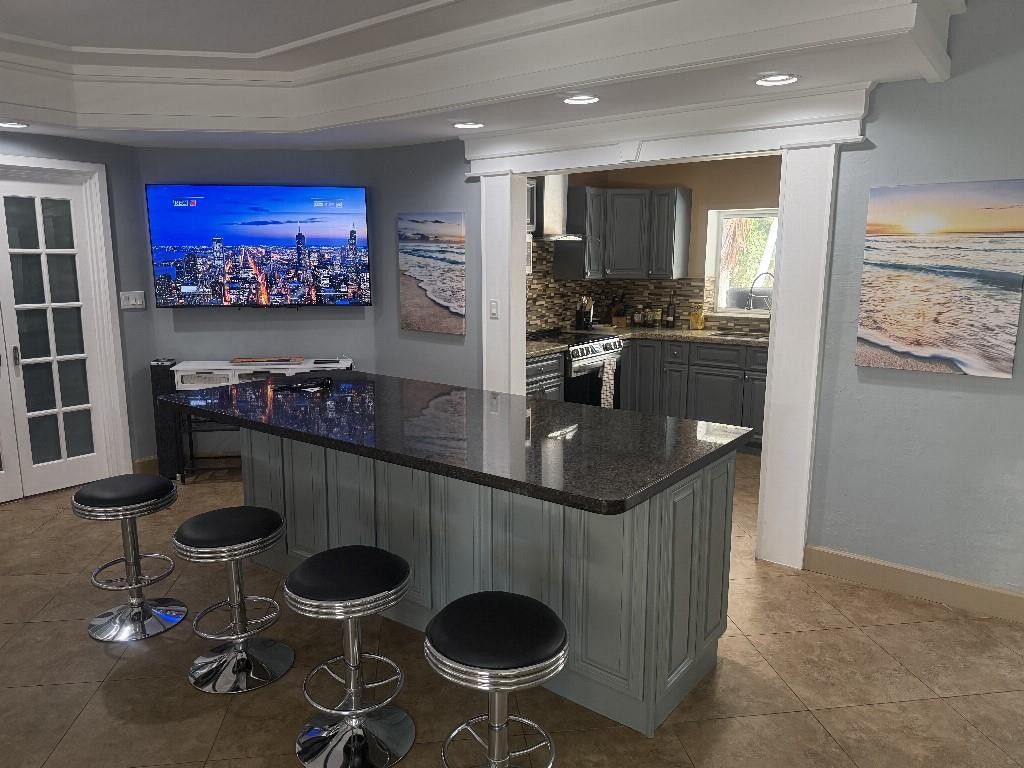 2200 NE 32nd Fort Lauderdale, FL 33305