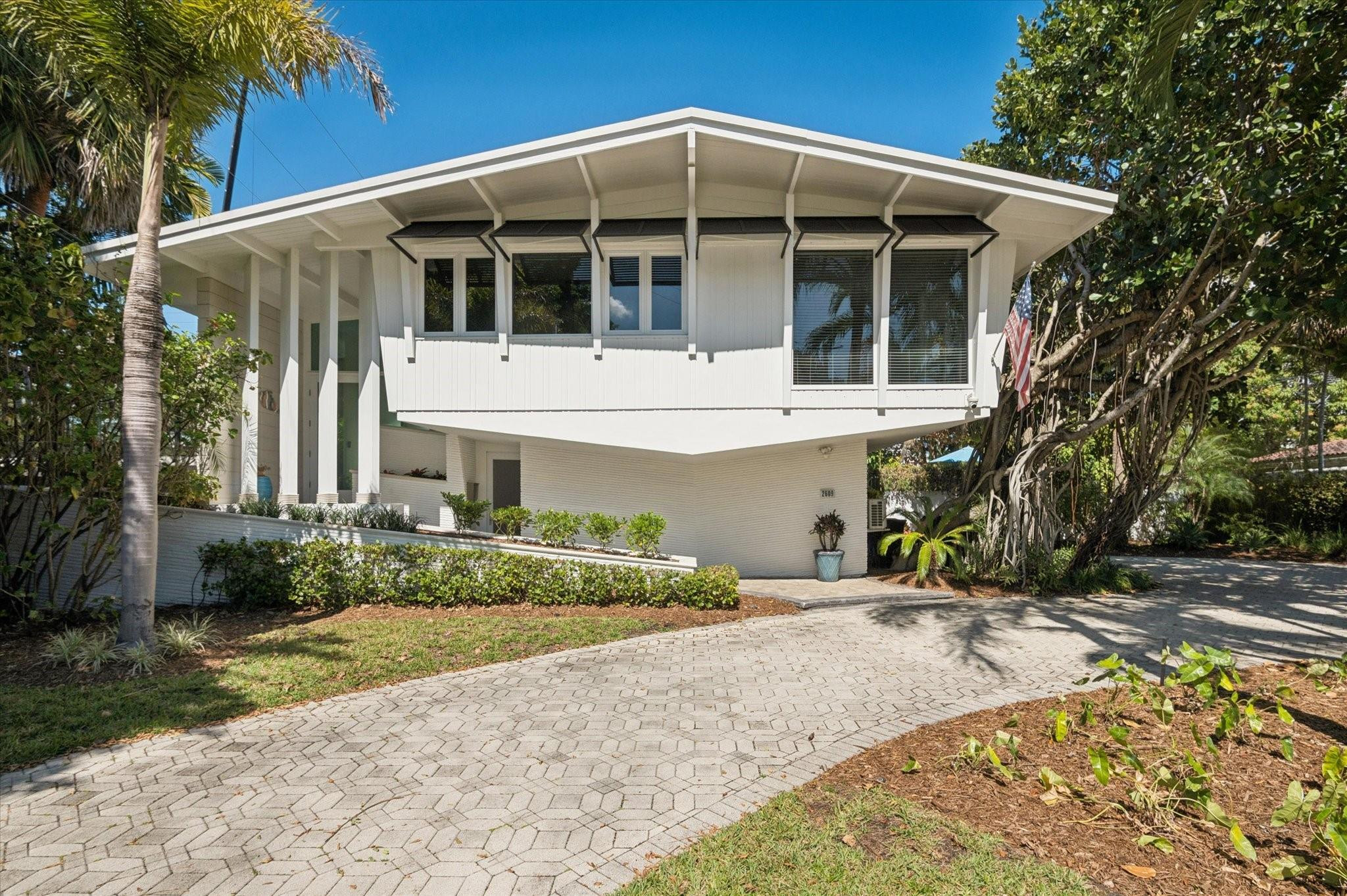 2609 NE 8th Fort Lauderdale, FL 33304