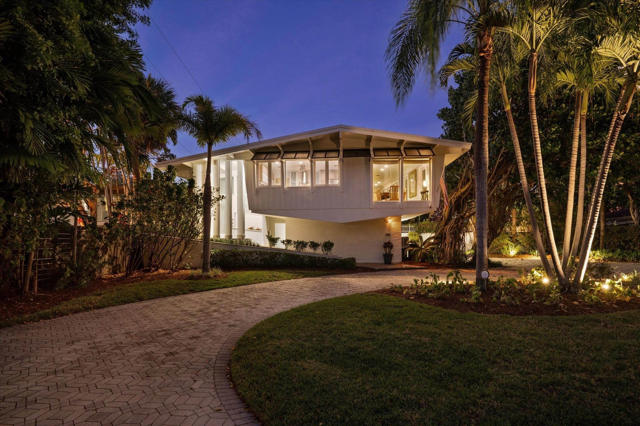 2609 NE 8th Fort Lauderdale, FL 33304