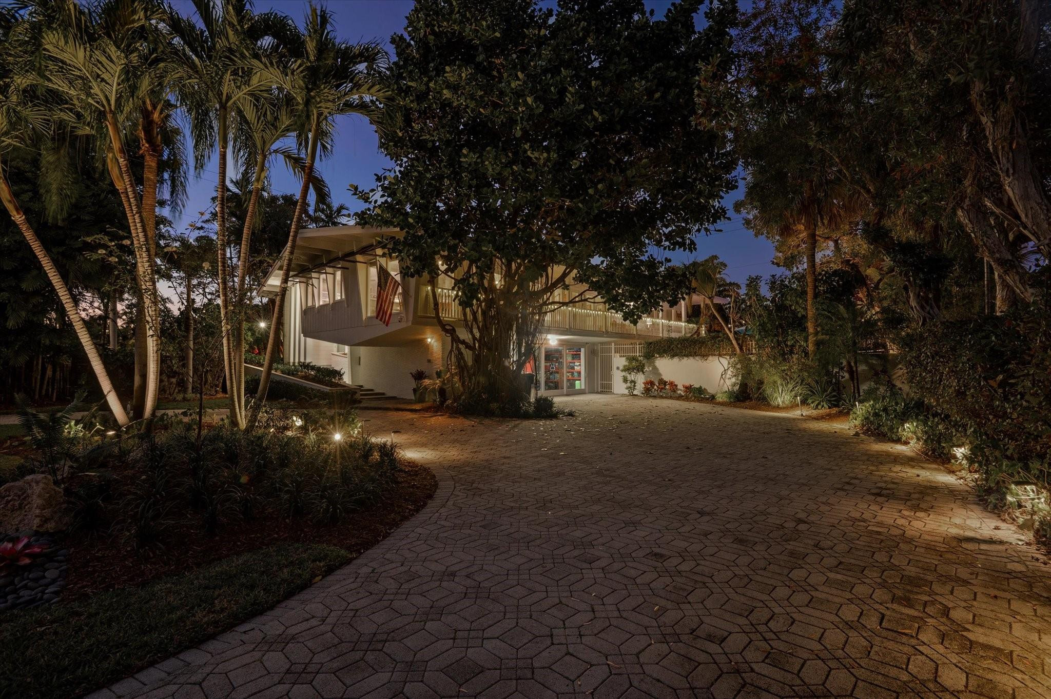 2609 NE 8th Fort Lauderdale, FL 33304