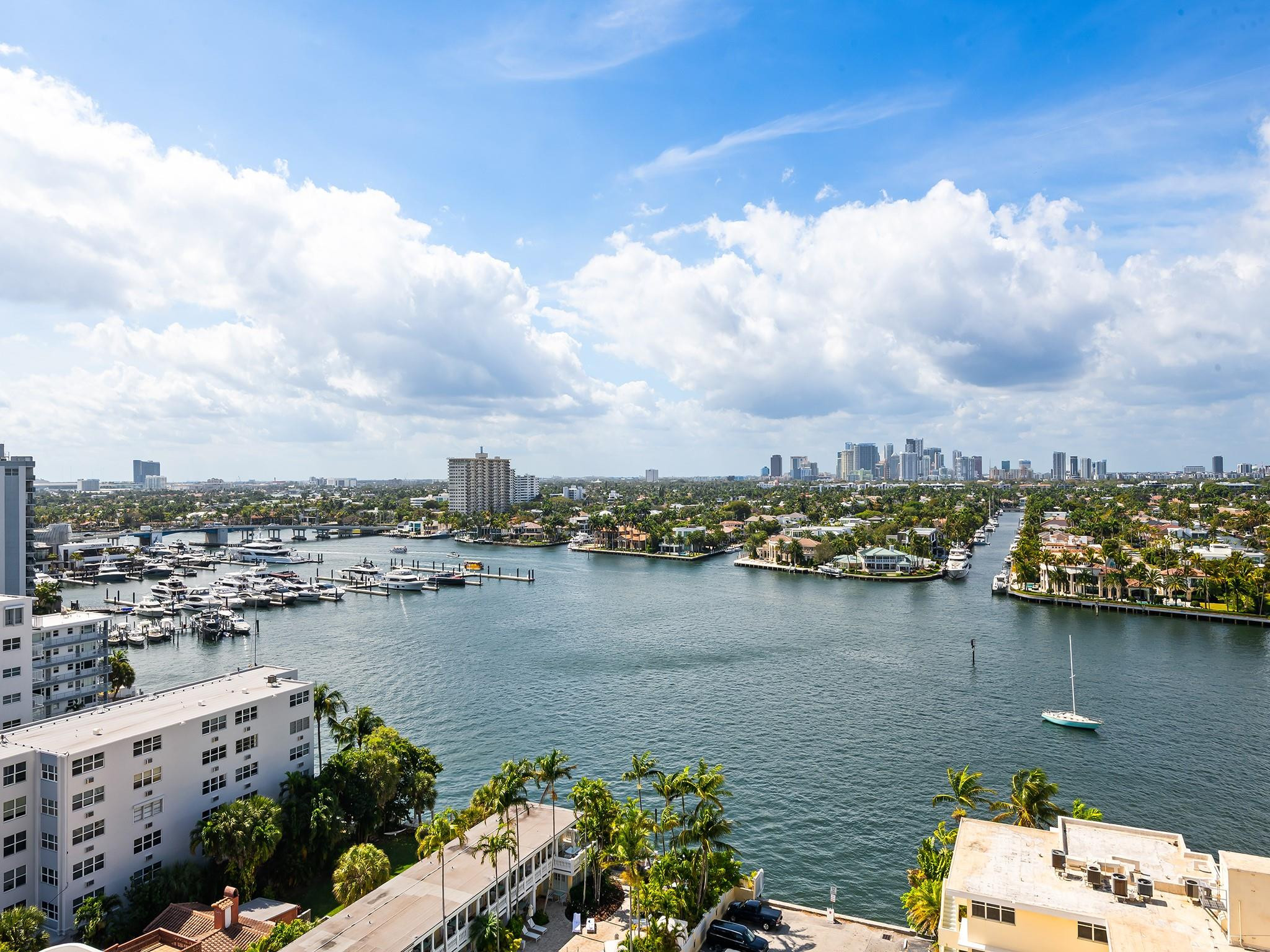 153 N Seabreeze #1002 Fort Lauderdale, FL 33304