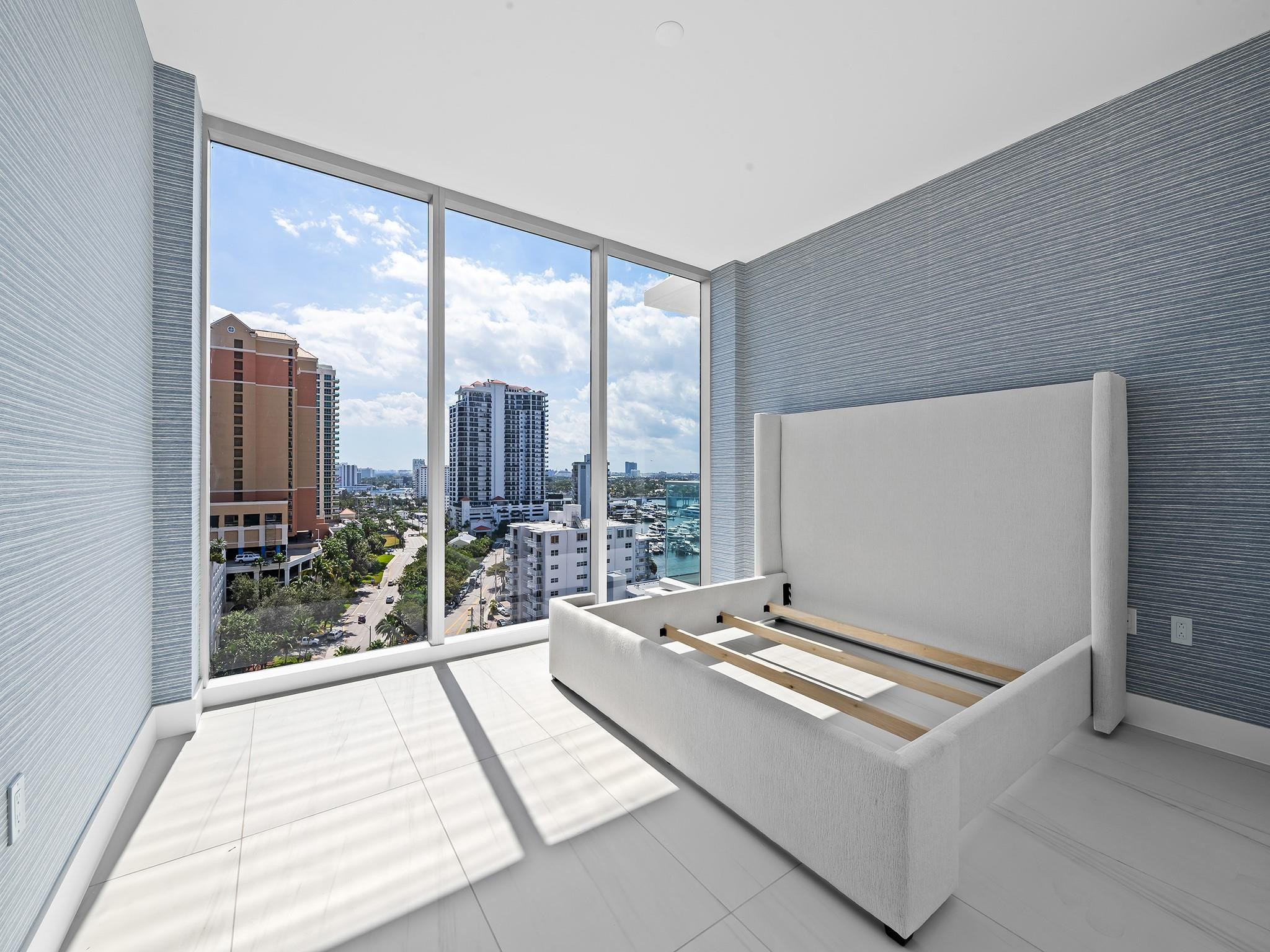 153 N Seabreeze #1002 Fort Lauderdale, FL 33304