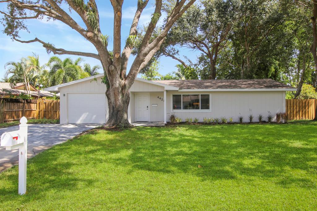 4421 Daffodil Circle