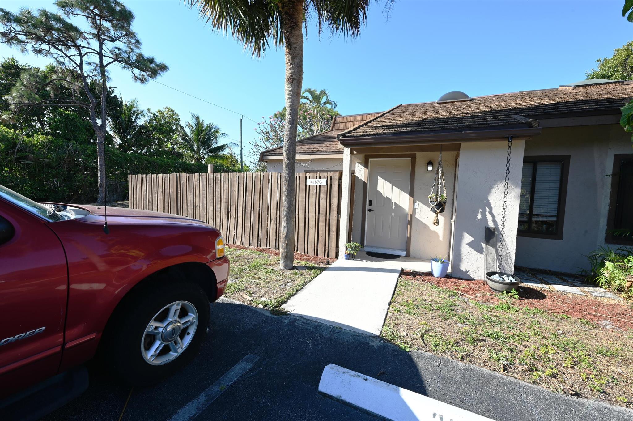 4187 Palm Bay Cir #C