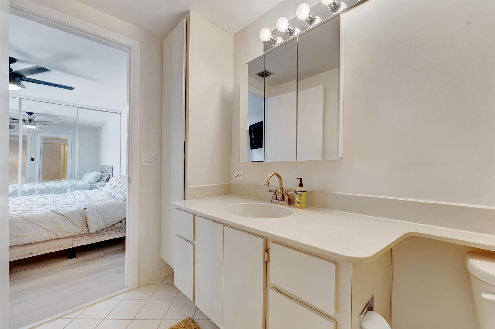 3050 30th Ct Jupiter, FL 33477