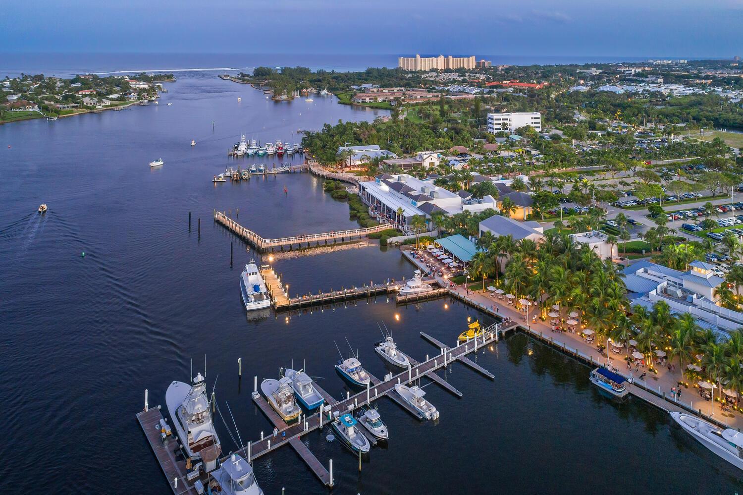 3050 30th Ct Jupiter, FL 33477