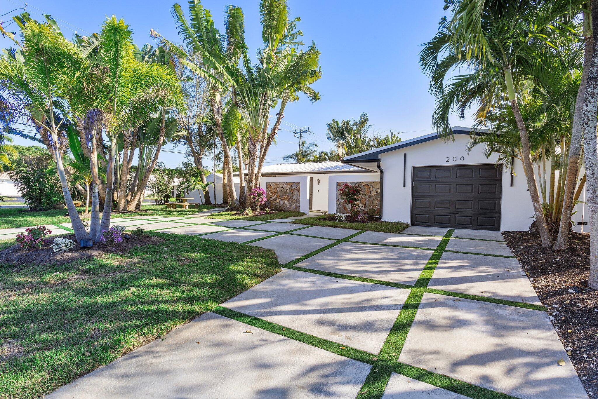 200 SW 12th St,Boca Raton, FL 33432