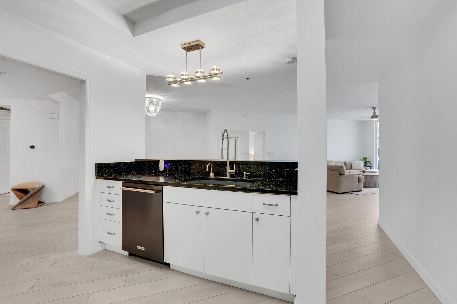 120 Ocean Grande Blvd #302 Jupiter, FL 33477