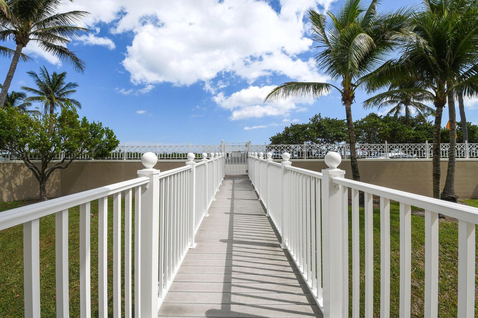 120 Ocean Grande Blvd #302 Jupiter, FL 33477