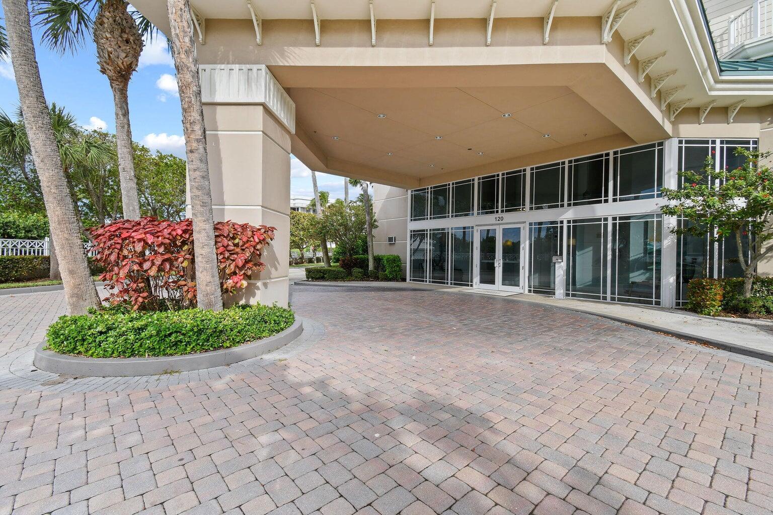 120 Ocean Grande Blvd #302 Jupiter, FL 33477