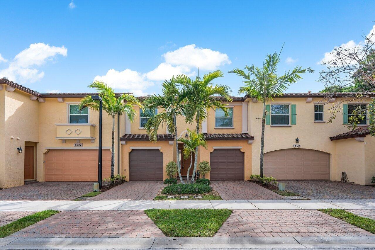 4607 Mediterranean Cir