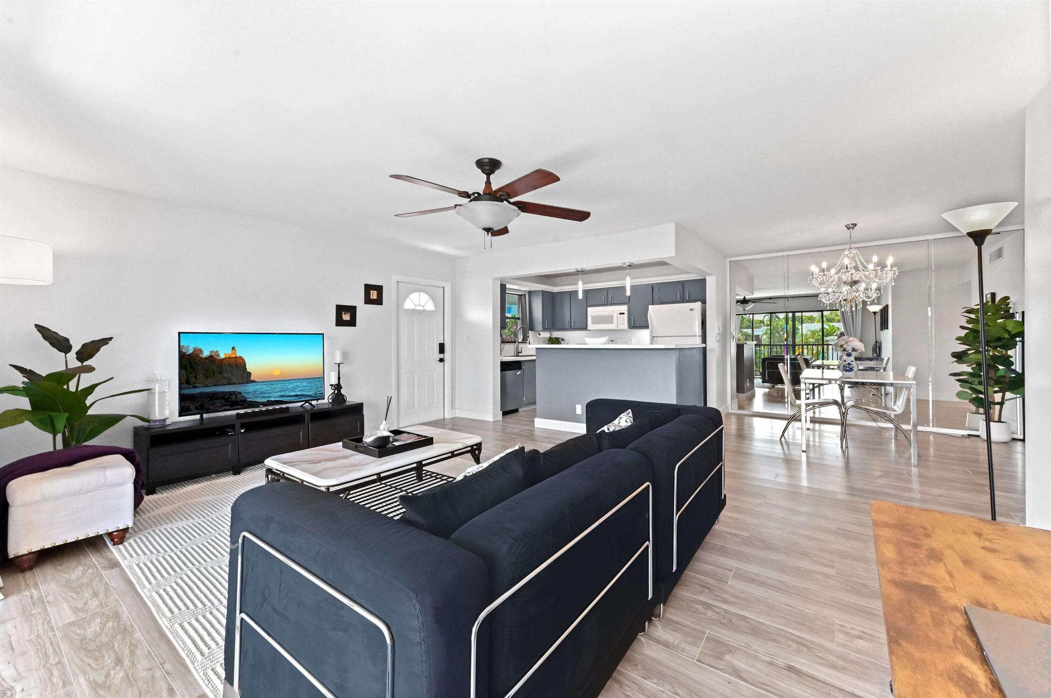 516 Osprey Dr #15d