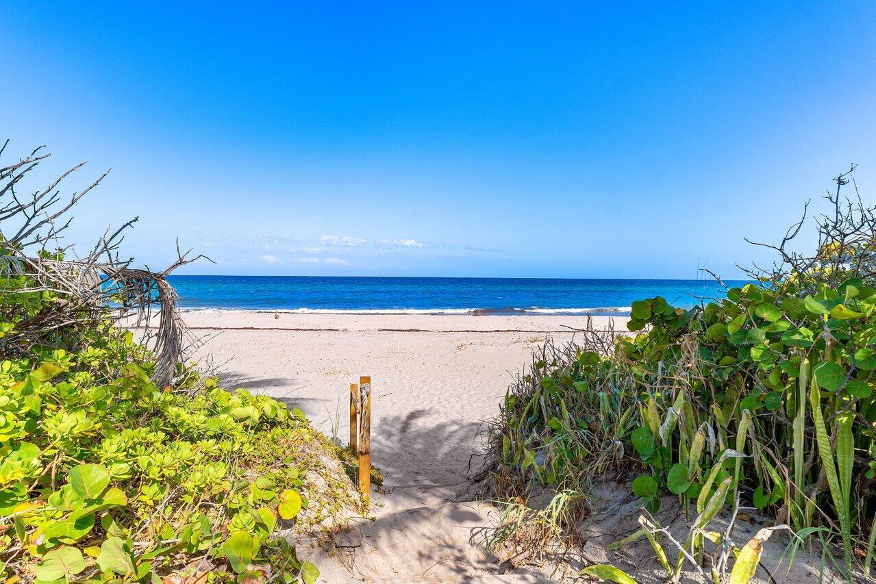 5 Osprey Ct Ocean Ridge, FL 33435