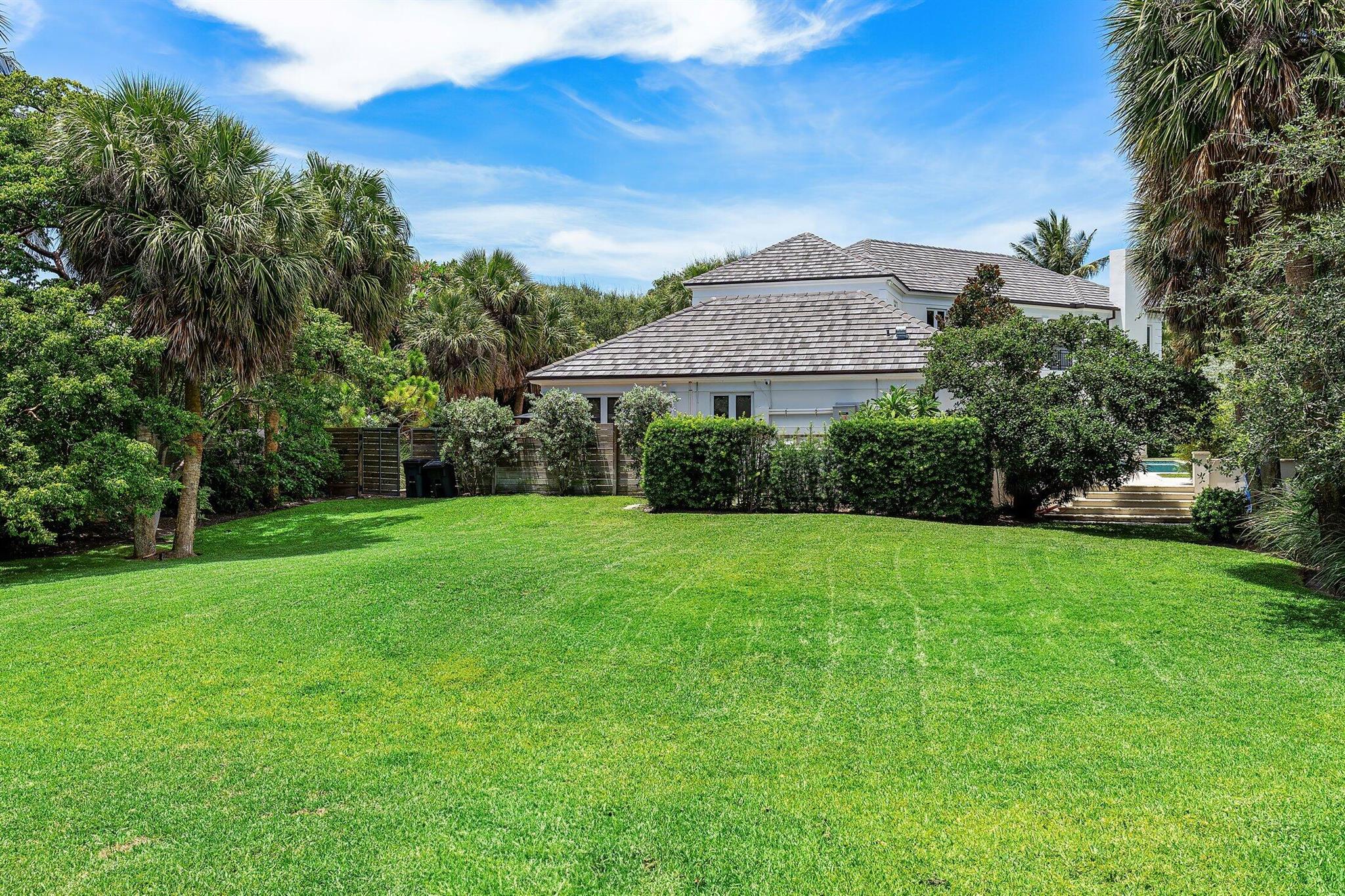5 Osprey Ct Ocean Ridge, FL 33435