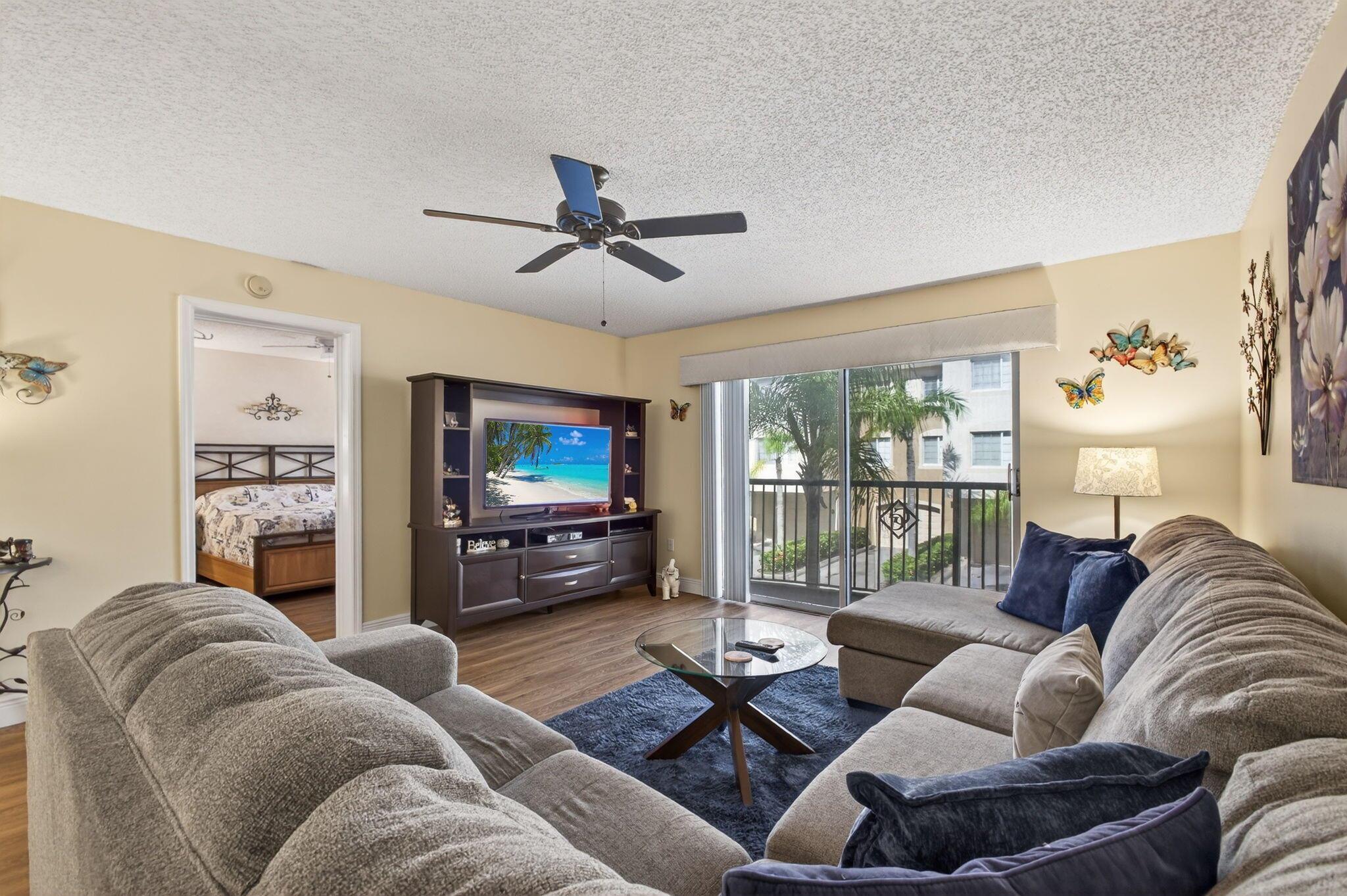1700 Crestwood Ct #1706