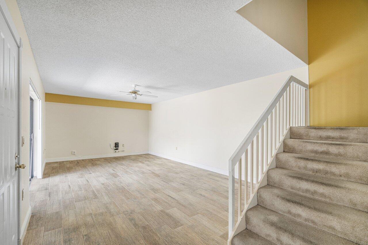 1619 16th Ct Jupiter, FL 33477