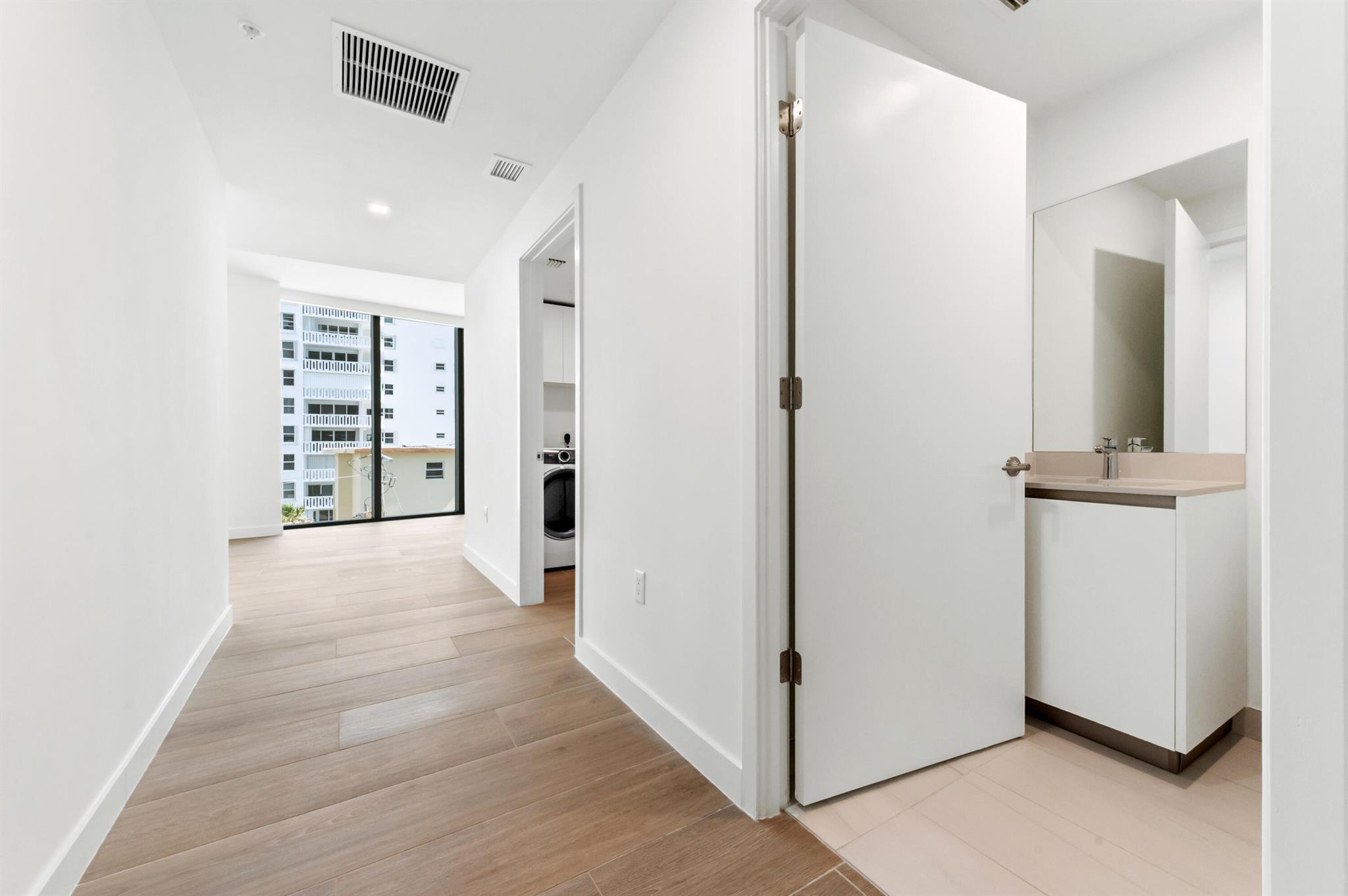 900 N Ocean Blvd #406,Pompano Beach, FL 33062