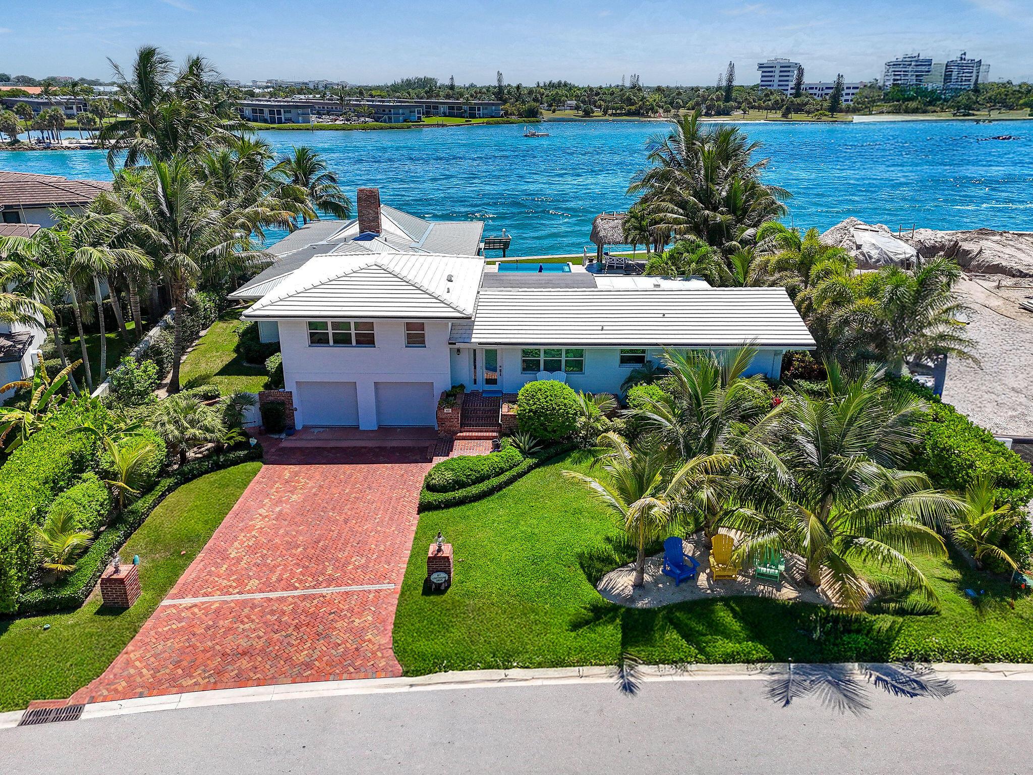 87 Lighthouse Dr Jupiter Inlet Colony, FL 33469
