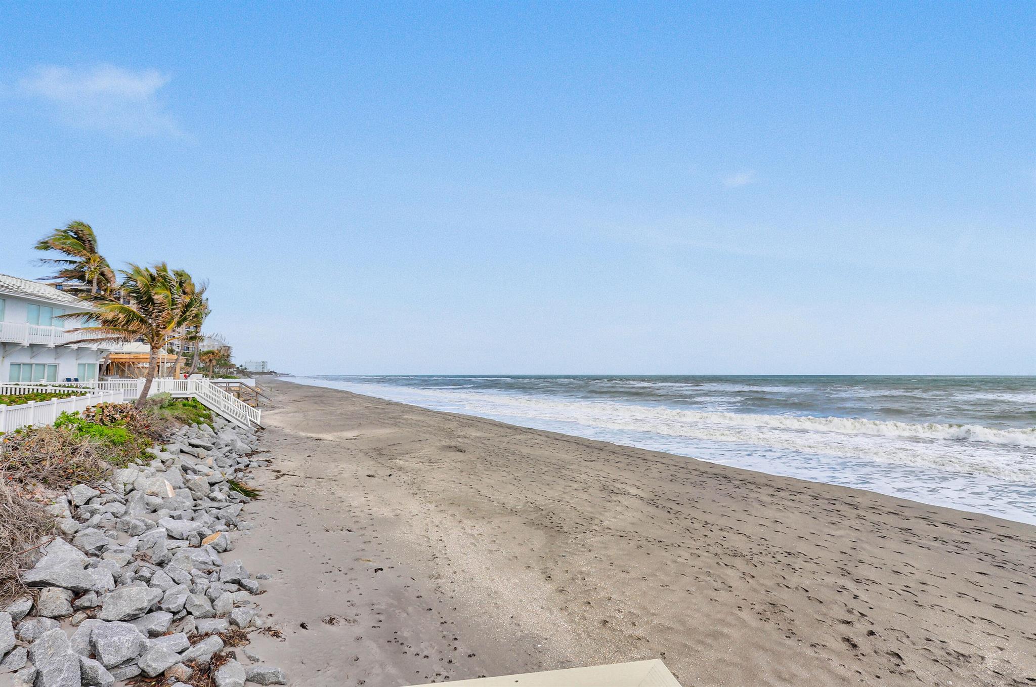 87 Lighthouse Dr Jupiter Inlet Colony, FL 33469