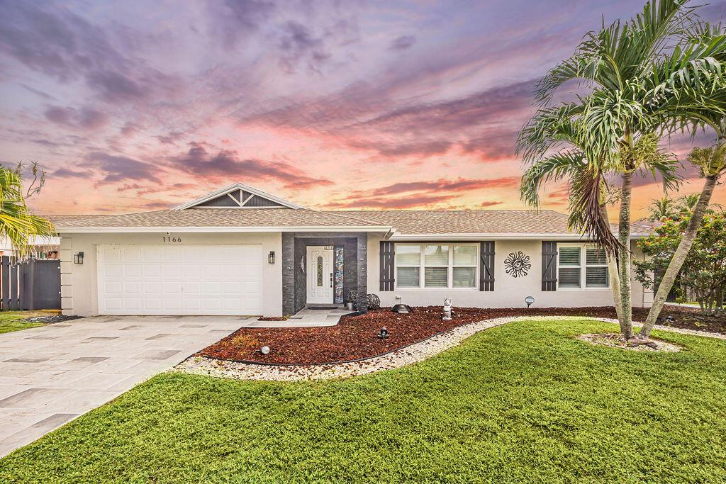 1166 Belmore Ter