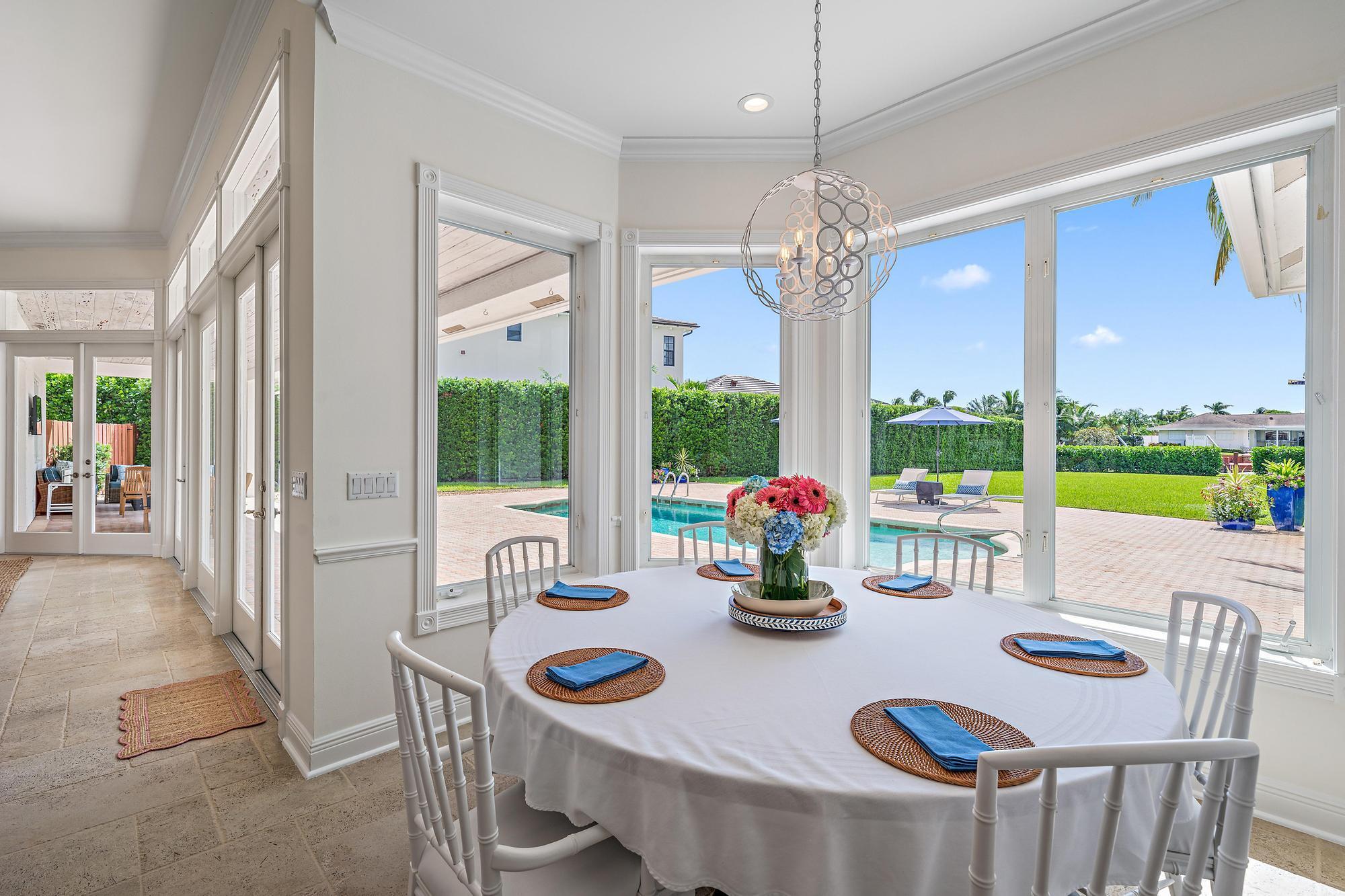 839 Country Clb Dr North Palm Beach, FL 33408