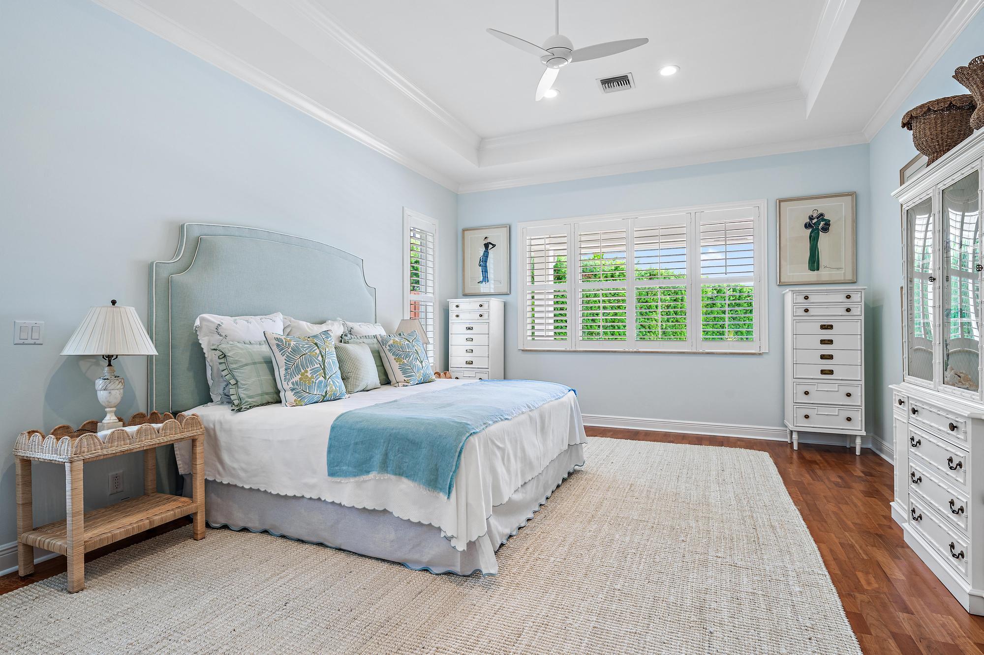 839 Country Clb Dr North Palm Beach, FL 33408