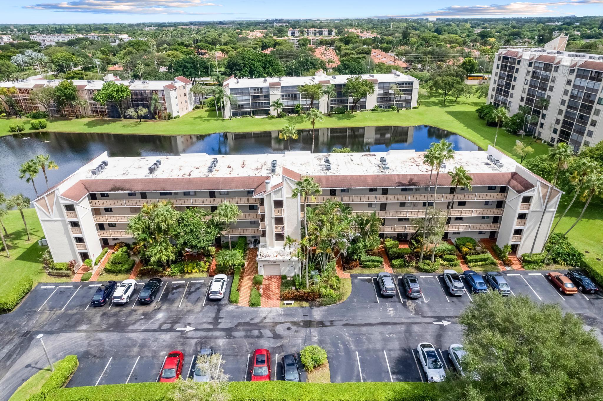 14360 Strathmore Ln #307