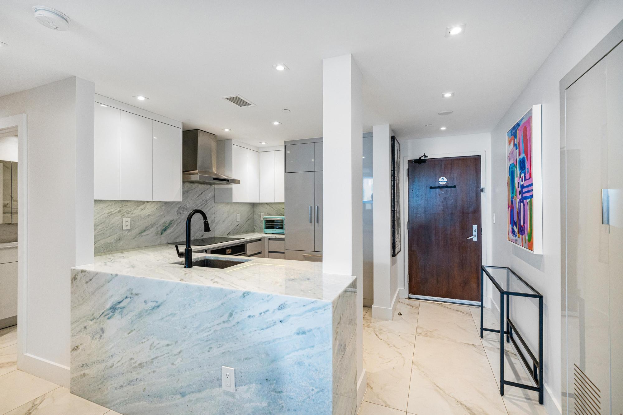 225 Collins Ave #6j Miami Beach, FL 33139