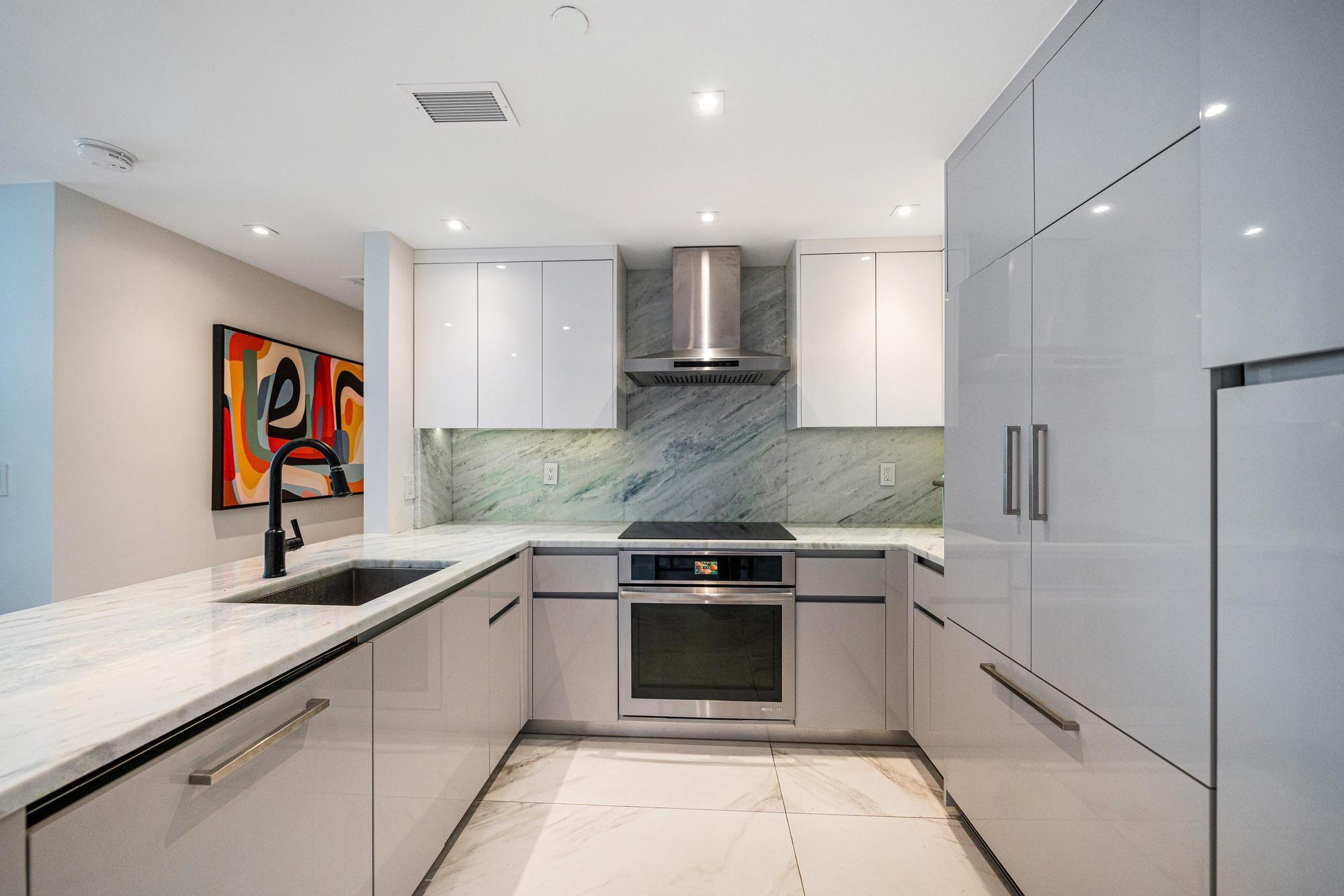 225 Collins Ave #6j Miami Beach, FL 33139